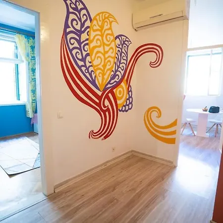 Apartment Sole Macula *