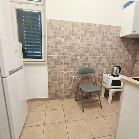 Sole Macula Apartment *