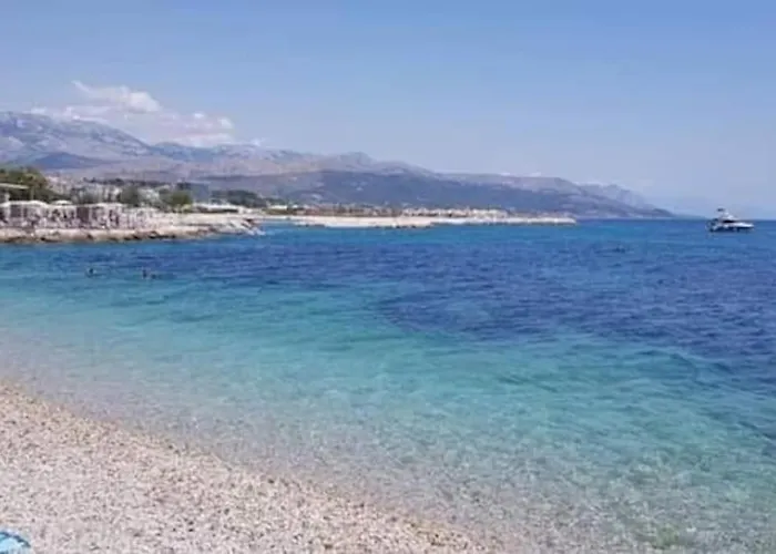 Apartment Sole Macula Split